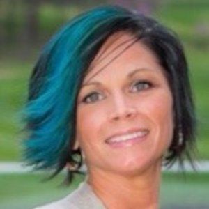 Meet your Posher, Amylia